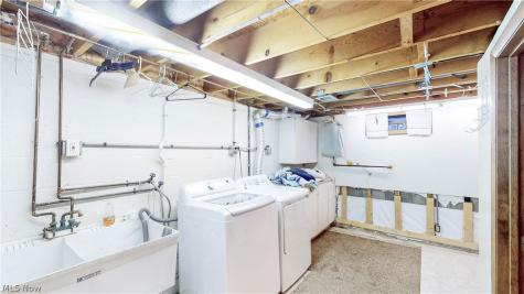 10216 Harmony Lane Brooklyn OH 44144