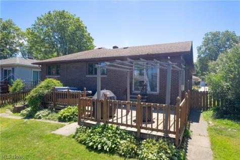 10216 Harmony Lane Brooklyn OH 44144