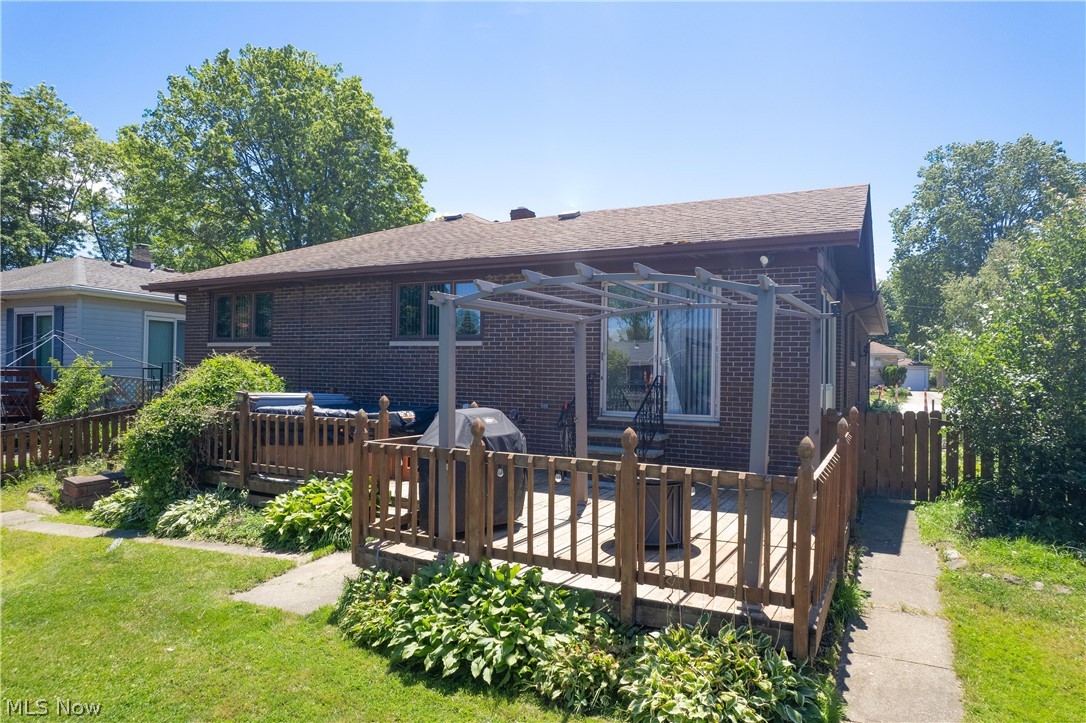10216 Harmony Lane Brooklyn OH 44144