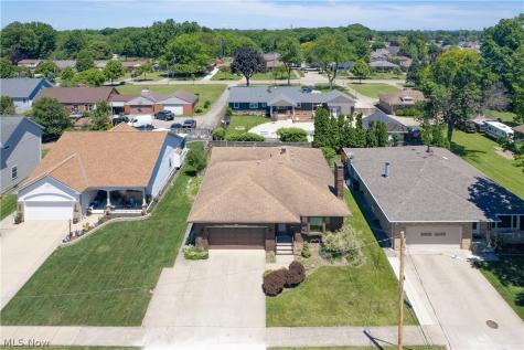 10216 Harmony Lane Brooklyn OH 44144