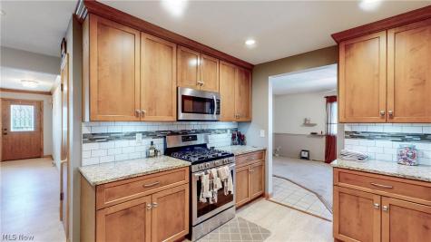 10216 Harmony Lane Brooklyn OH 44144
