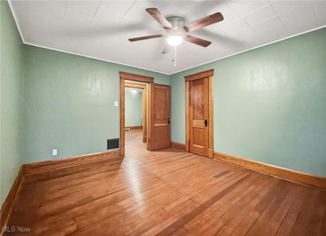 322 Shields Road Youngstown OH 44512