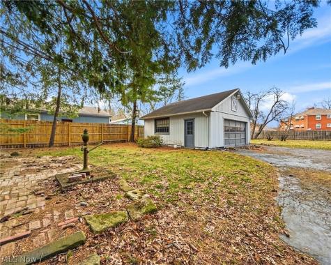322 Shields Road Youngstown OH 44512