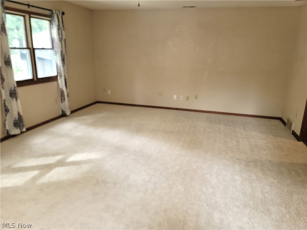 138 Loyola Drive Elyria OH 44035