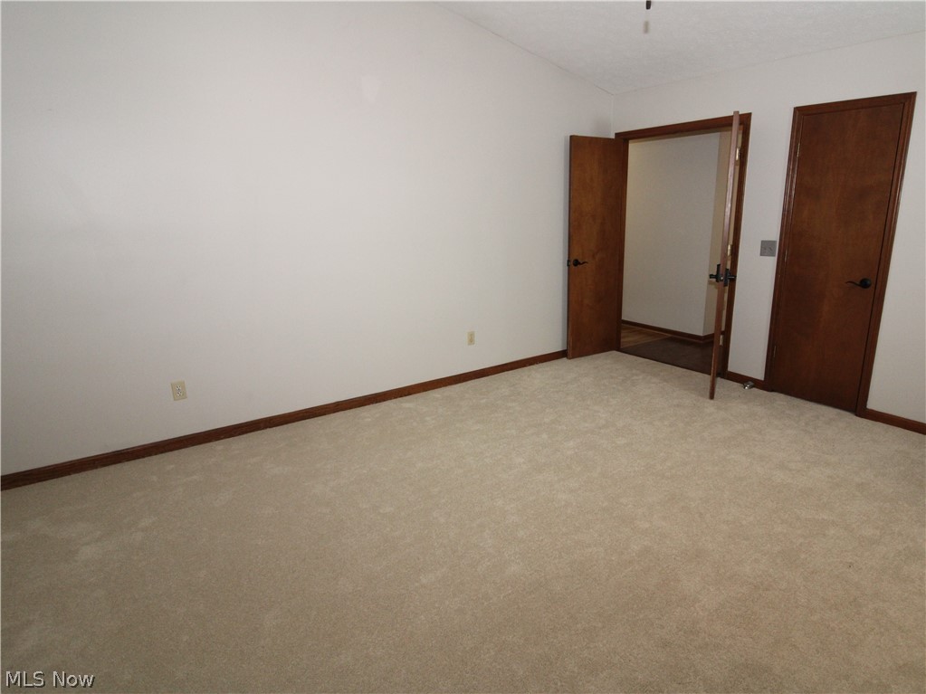 138 Loyola Drive Elyria OH 44035