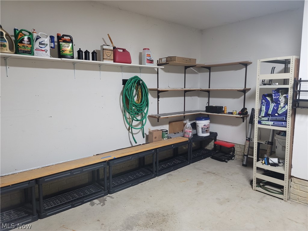 138 Loyola Drive Elyria OH 44035
