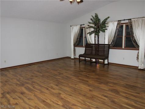 138 Loyola Drive Elyria OH 44035