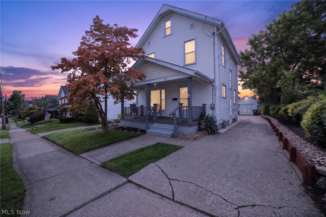 190 24th Street NW Barberton OH 44203