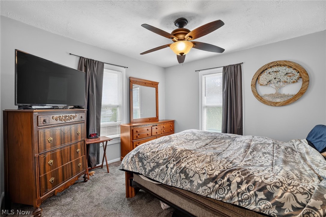 190 24th Street NW Barberton OH 44203