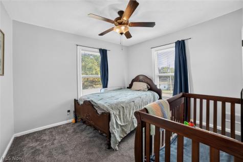 190 24th Street NW Barberton OH 44203