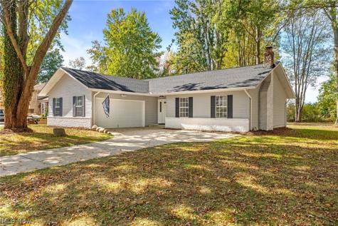 8454 Glenbrook Drive Olmsted Twp OH 44138