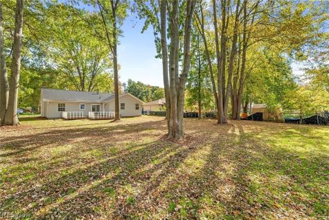 8454 Glenbrook Drive Olmsted Twp OH 44138