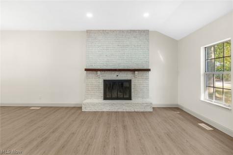 8454 Glenbrook Drive Olmsted Twp OH 44138