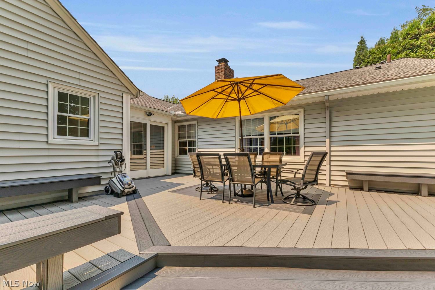 385 Appleblossom Lane Bay Village OH 44140