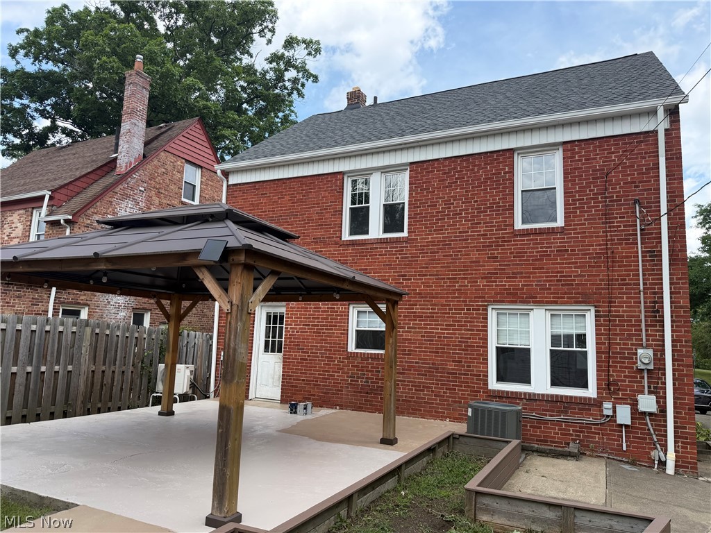 18526 Scottsdale Boulevard Shaker Heights OH 44122