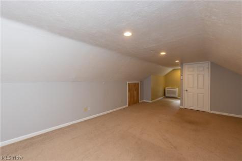 18526 Scottsdale Boulevard Shaker Heights OH 44122