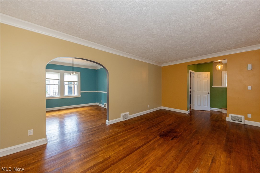 18526 Scottsdale Boulevard Shaker Heights OH 44122