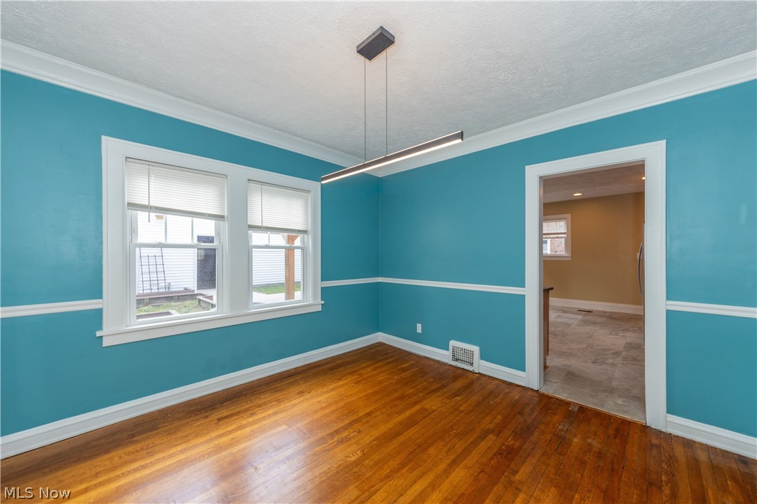 18526 Scottsdale Boulevard Shaker Heights OH 44122