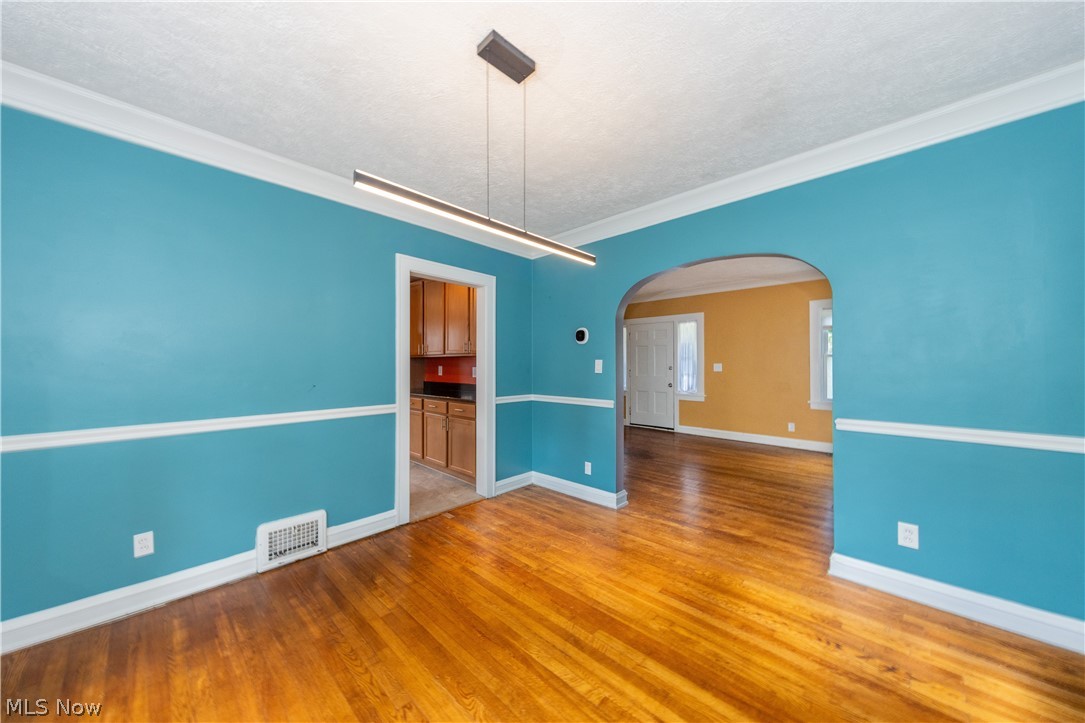 18526 Scottsdale Boulevard Shaker Heights OH 44122
