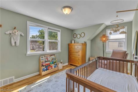 5700 E 141st Street Maple Heights OH 44137