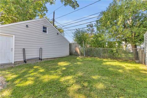 5700 E 141st Street Maple Heights OH 44137