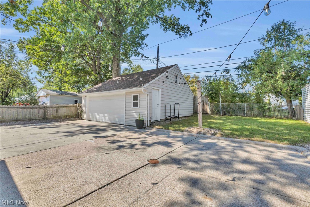 5700 E 141st Street Maple Heights OH 44137