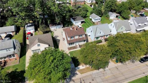 5700 E 141st Street Maple Heights OH 44137