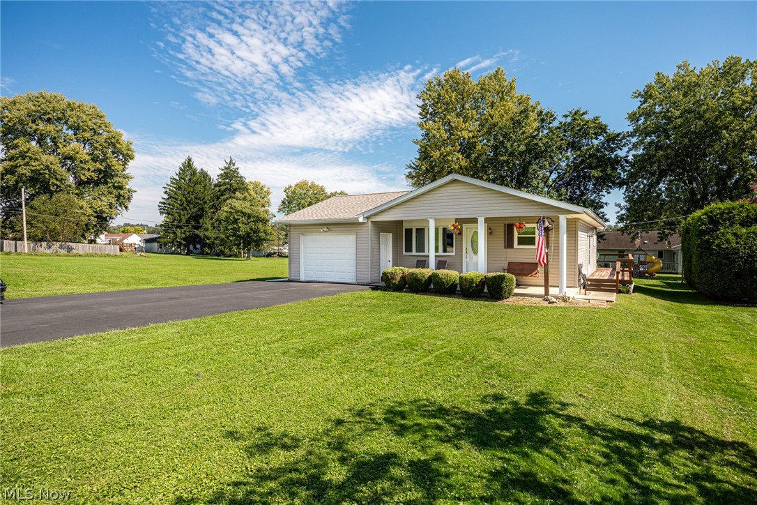 2454 Clarendon Avenue Zanesville OH 43701