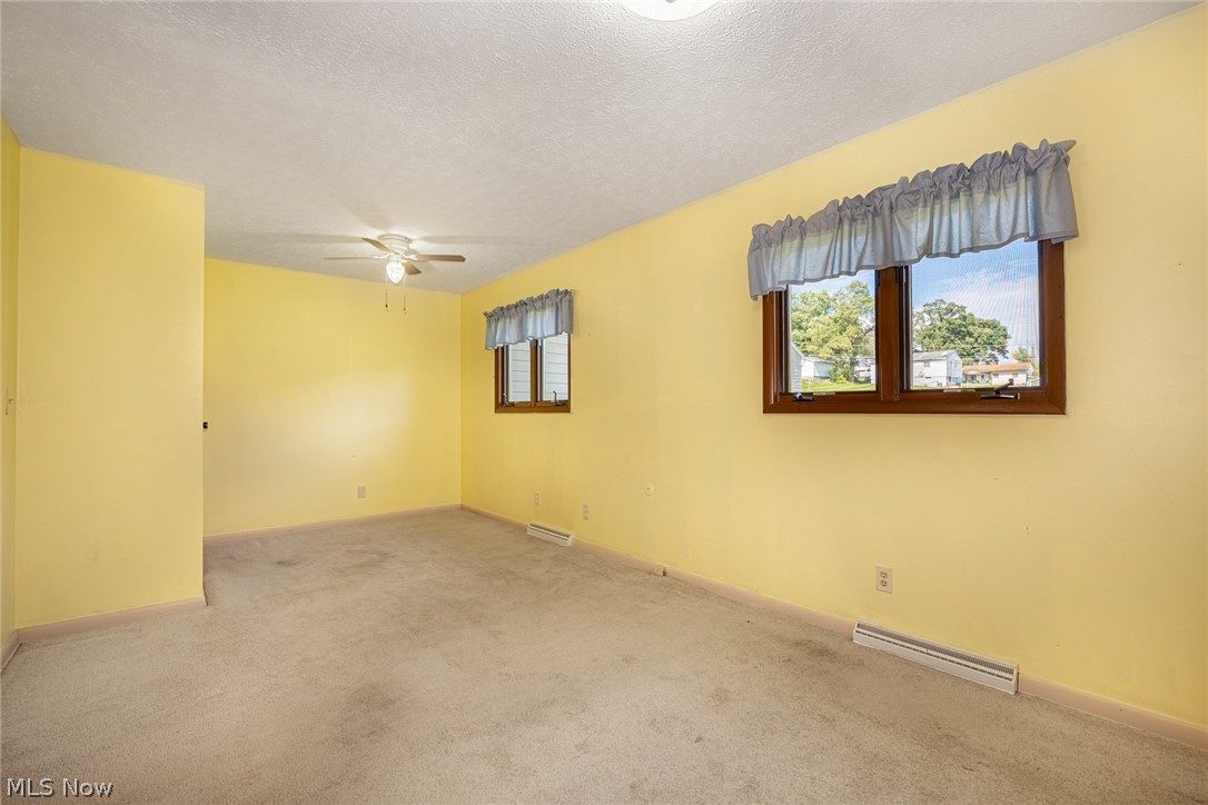 2454 Clarendon Avenue Zanesville OH 43701