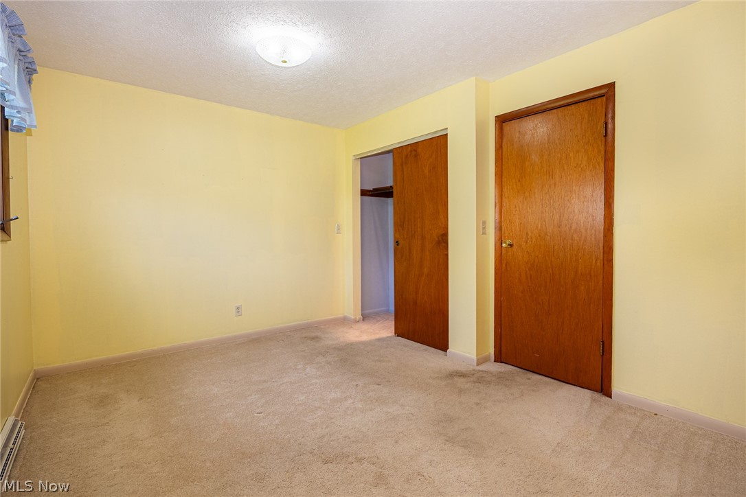 2454 Clarendon Avenue Zanesville OH 43701