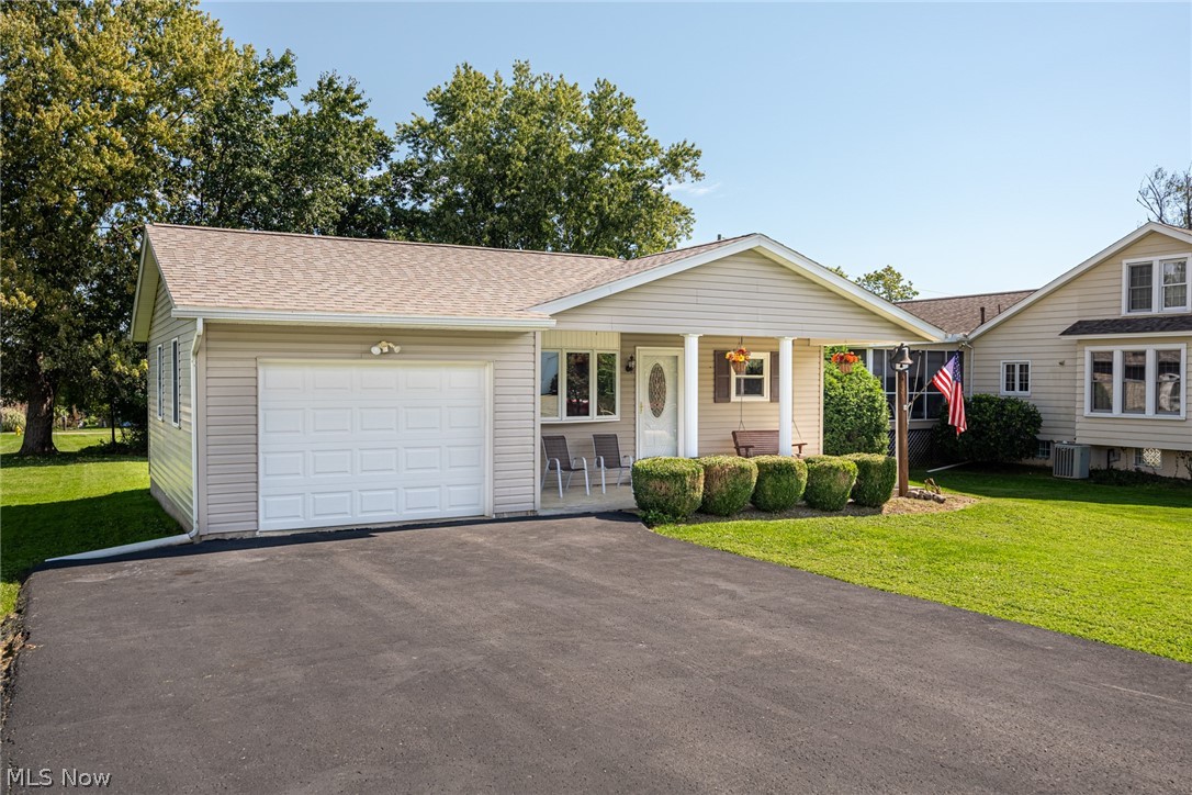 2454 Clarendon Avenue Zanesville OH 43701