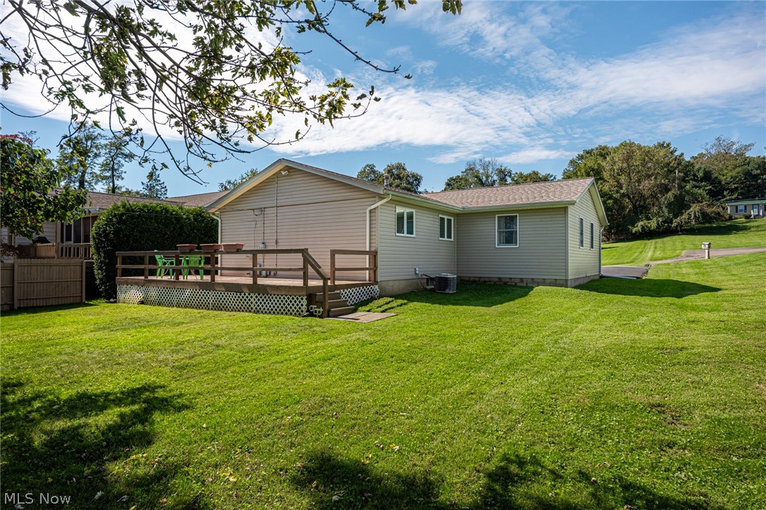 2454 Clarendon Avenue Zanesville OH 43701