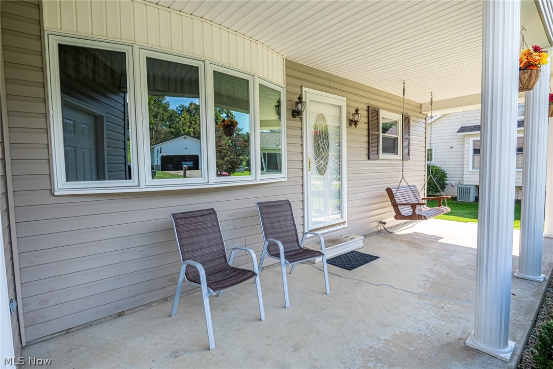 2454 Clarendon Avenue Zanesville OH 43701