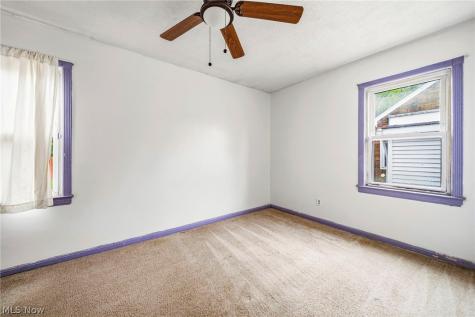 229 E 326th Street Willowick OH 44095