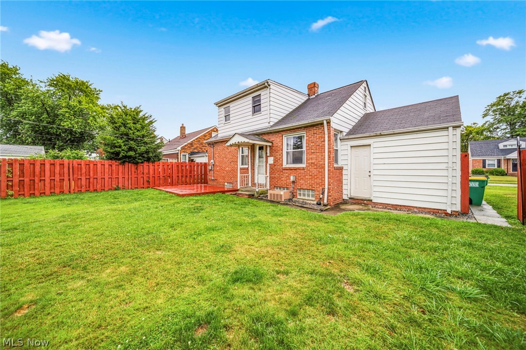 229 E 326th Street Willowick OH 44095