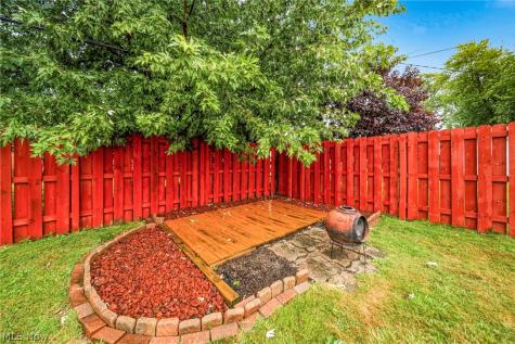 229 E 326th Street Willowick OH 44095