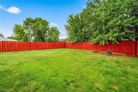 229 E 326th Street Willowick OH 44095