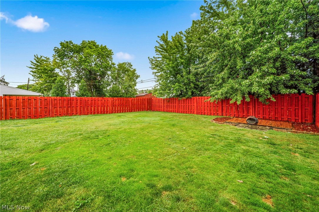 229 E 326th Street Willowick OH 44095