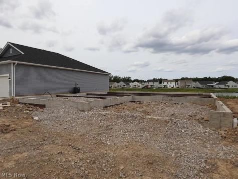 541 Cedar Wood Trail Elyria OH 44035