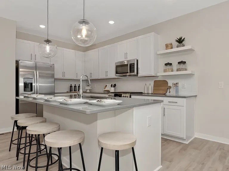 541 Cedar Wood Trail Elyria OH 44035