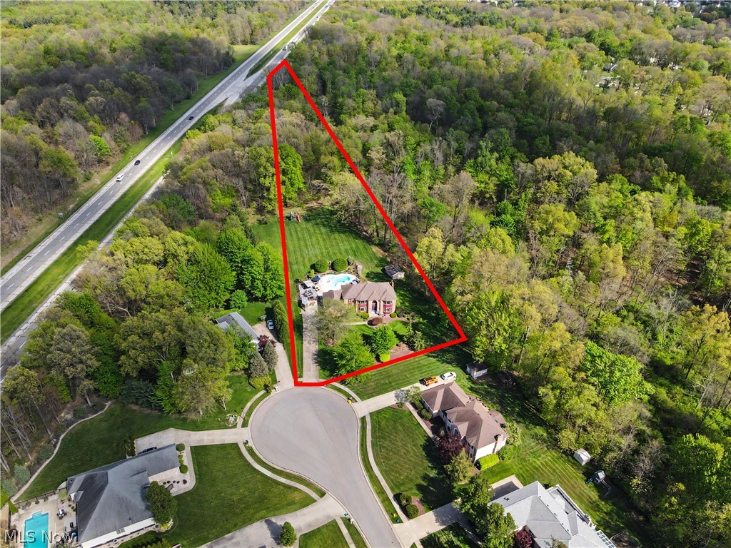 170 Oak Tree Drive Canfield OH 44406