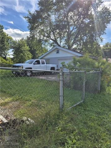 10305 Broadview Road Broadview Heights OH 44147