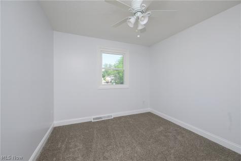 3345 Crownpoint Street NW Massillon OH 44646