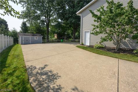 3345 Crownpoint Street NW Massillon OH 44646
