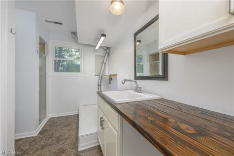 3345 Crownpoint Street NW Massillon OH 44646