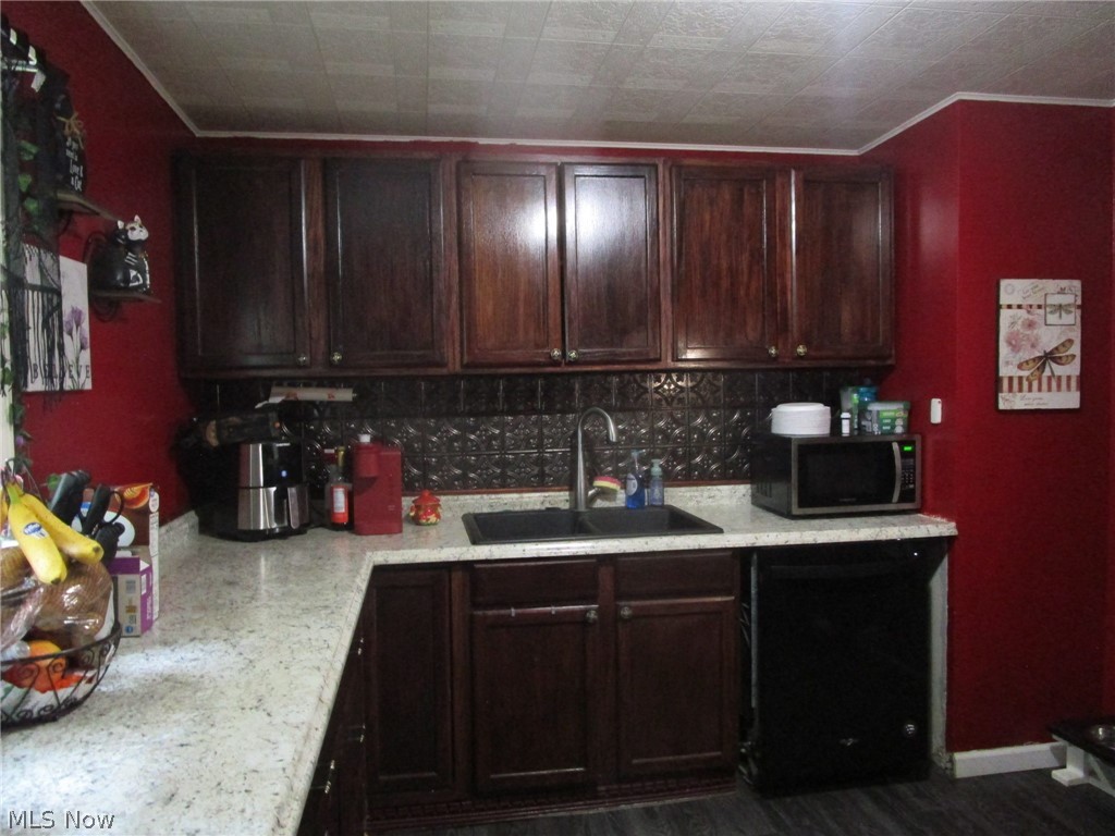 815 Main Street Conneaut OH 44030