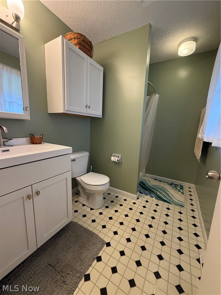 4239 State Route 39 NE New Philadelphia OH 44663