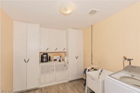 5899 S Shandle Boulevard Mentor OH 44060