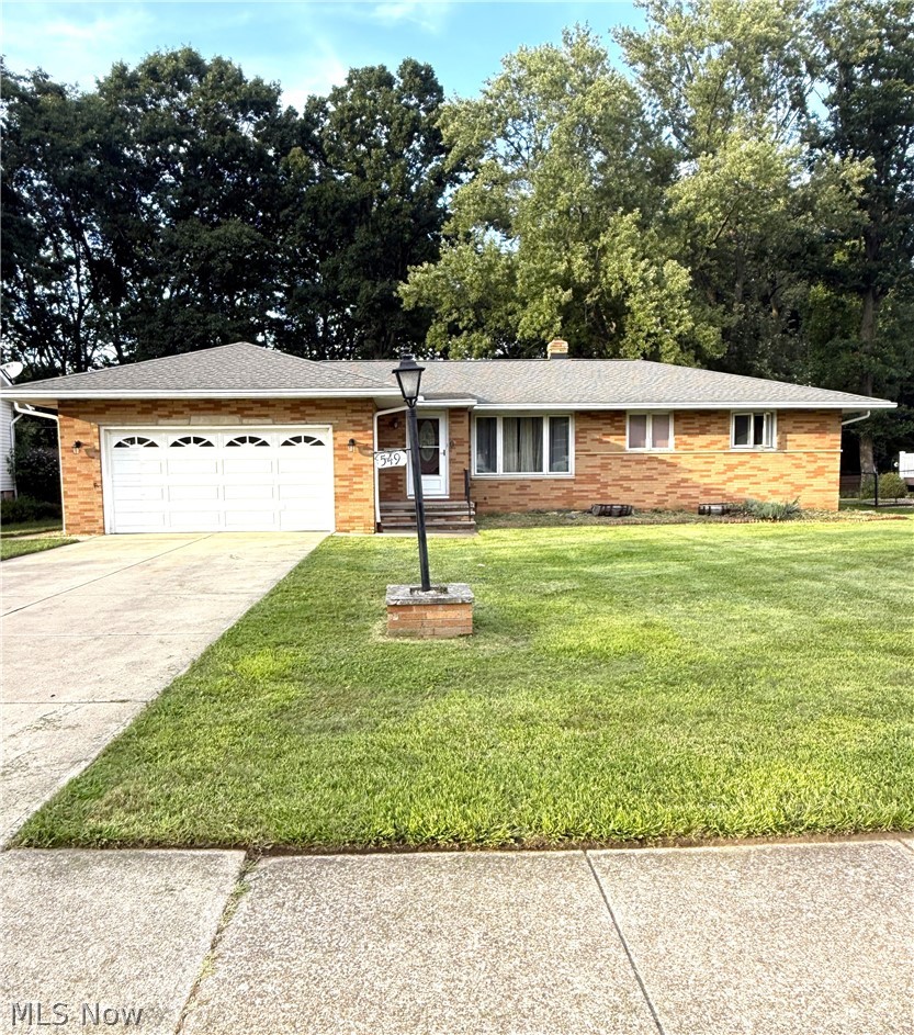 549 N Skyline Drive Seven Hills OH 44131