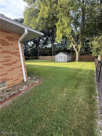 549 N Skyline Drive Seven Hills OH 44131